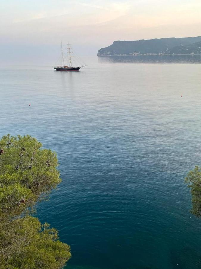 Una Finestra Sul Mare Home 2 Bergeggi Buitenkant foto